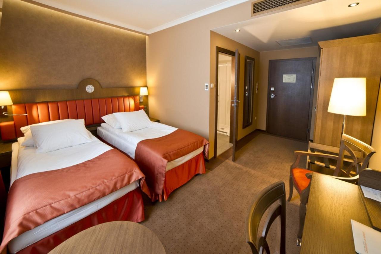 Grand Hotel Kielce Room photo